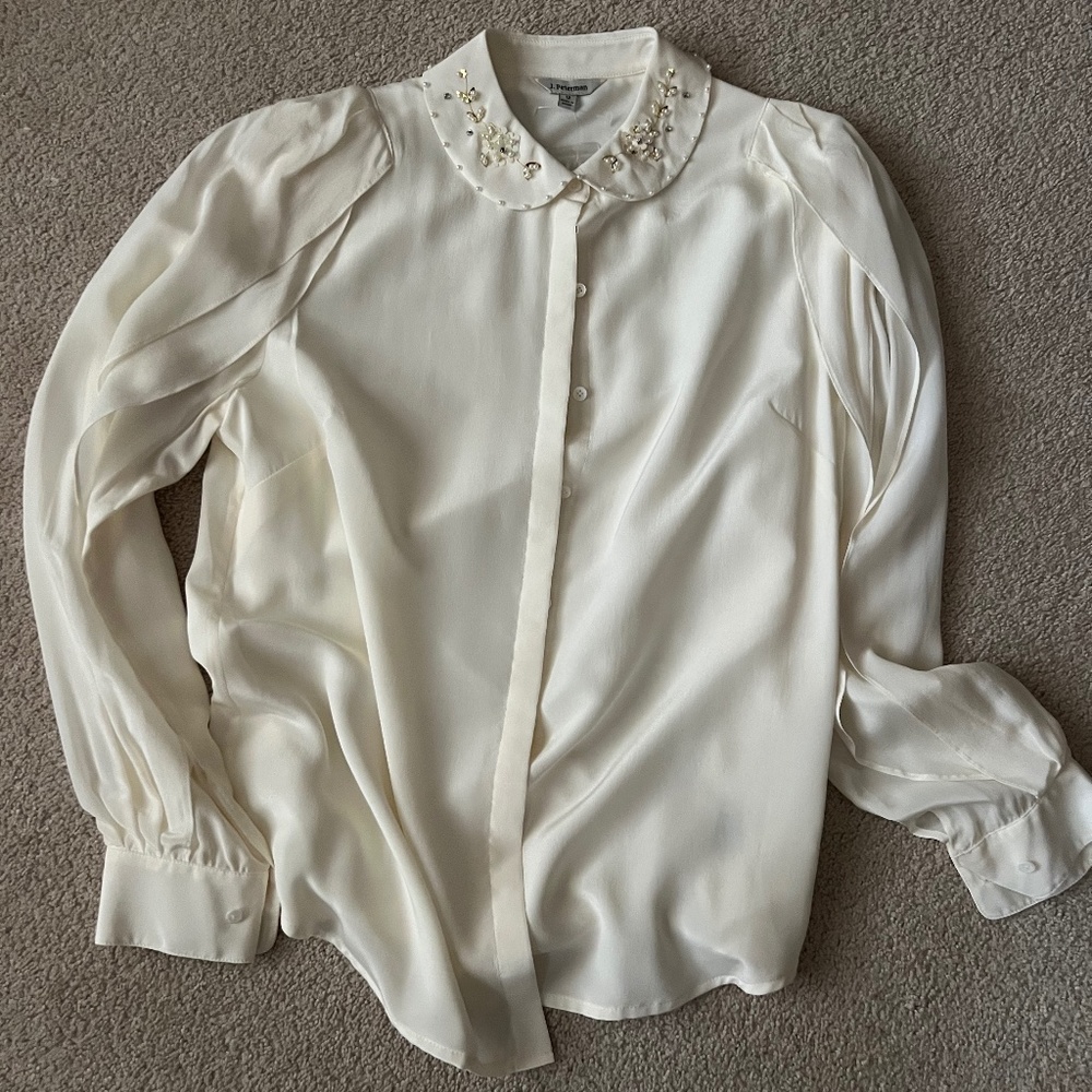 J Peterman cream silk blouse - perfect for the holidaya
